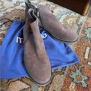 ITALEAU Foliana Tan Suede Waterproof Side Zip Booties Size 11/42 With Dust Bag